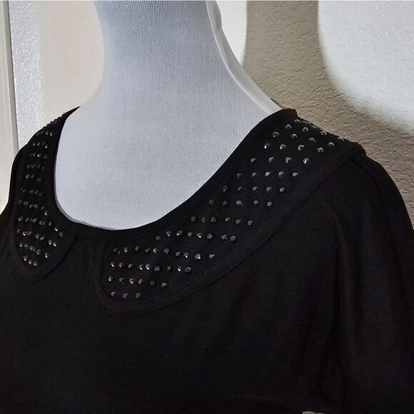 🌿"Philosophy" black top with beads, size Medium. Vintage design. - Picture 4 of 9